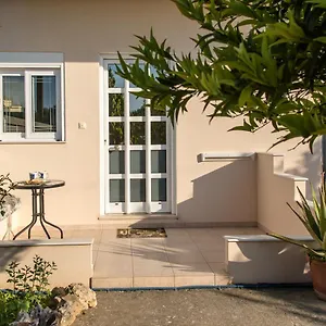 Flower Apartment Skalanion
